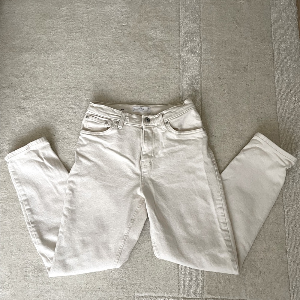 Mango Off-White Straight Leg Jeans Mom’s Fit